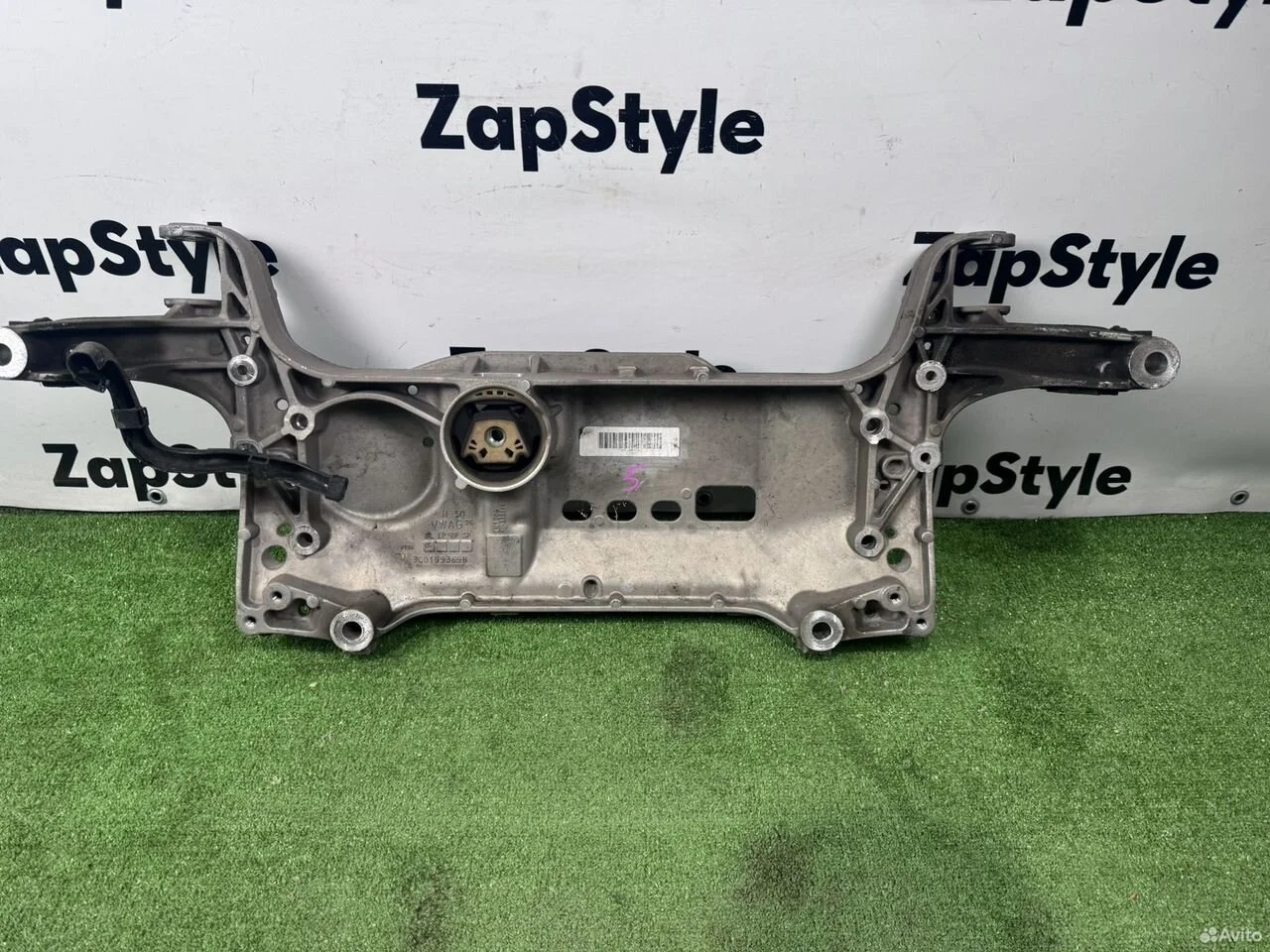 Подрамник audi q3 8u