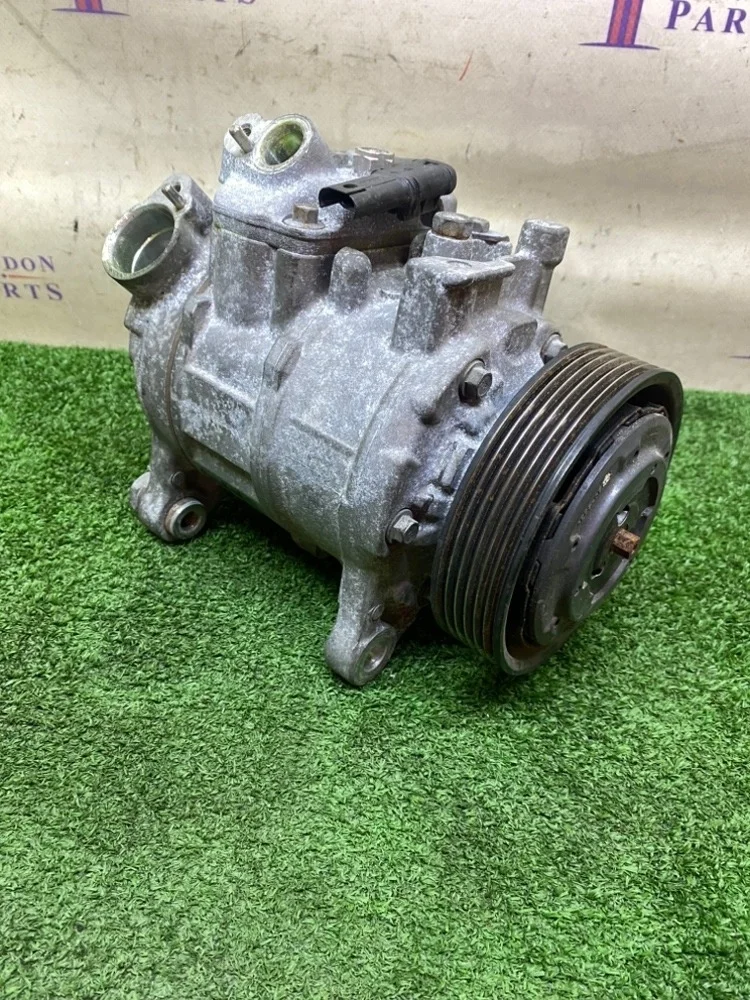 Компрессор кондиционера BMW X3 20dX F25