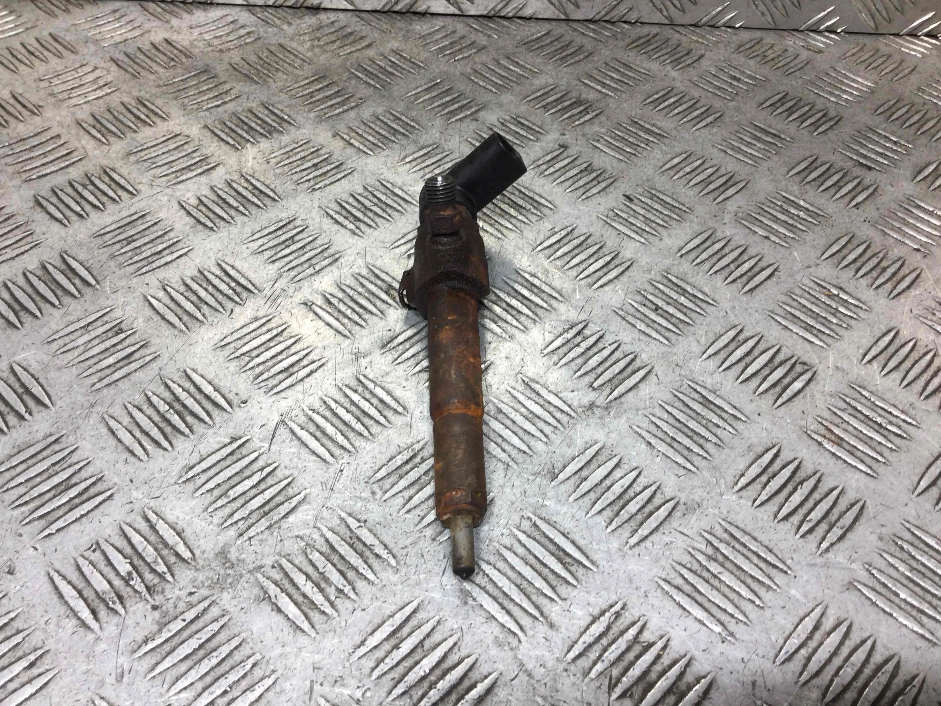 Форсунка Ford Focus 2 поколение (2005-2008) дизель 1.8 TDCi Механика Универсал