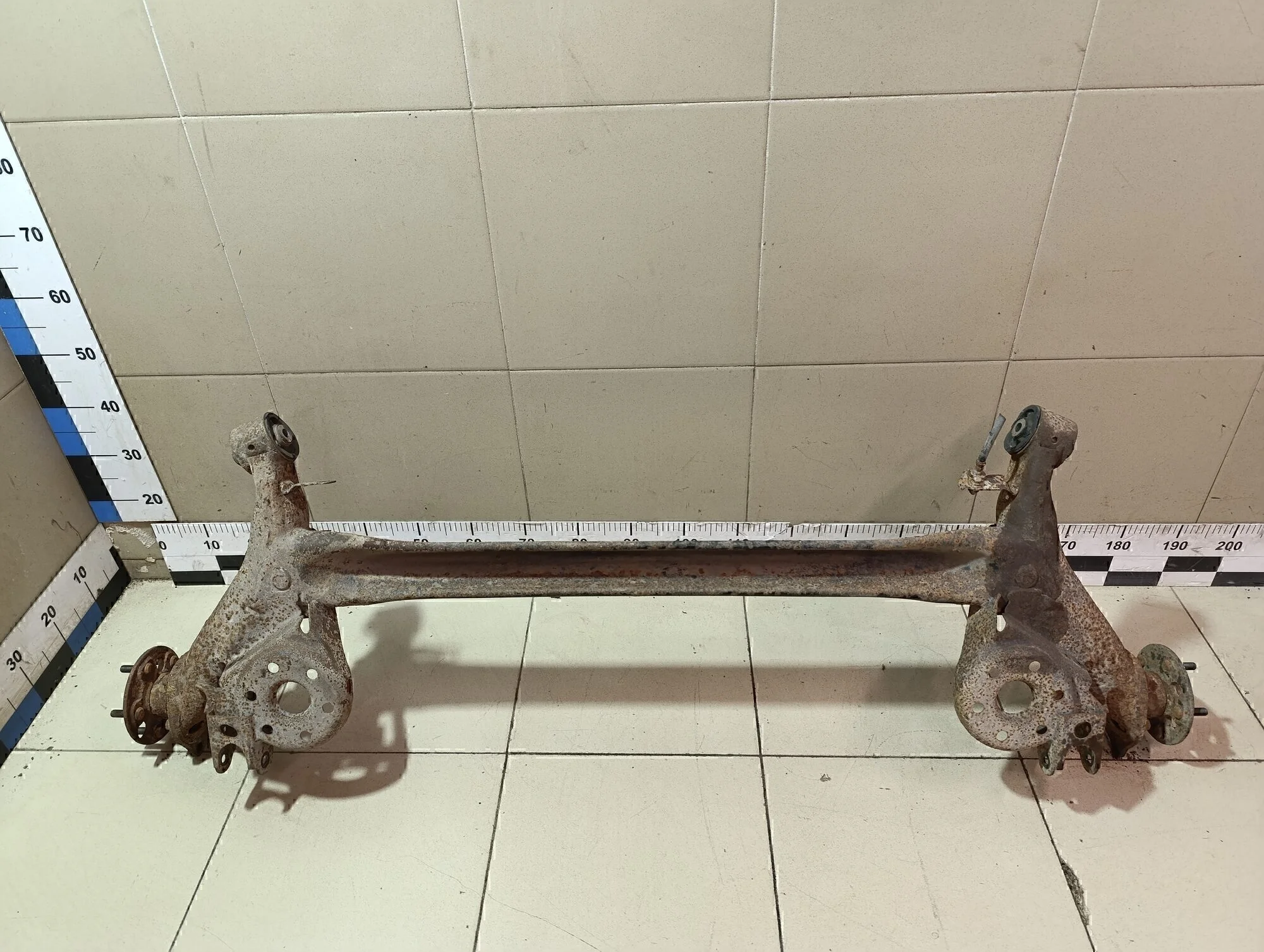 Балка задняя Auris (E15) 2006-2012