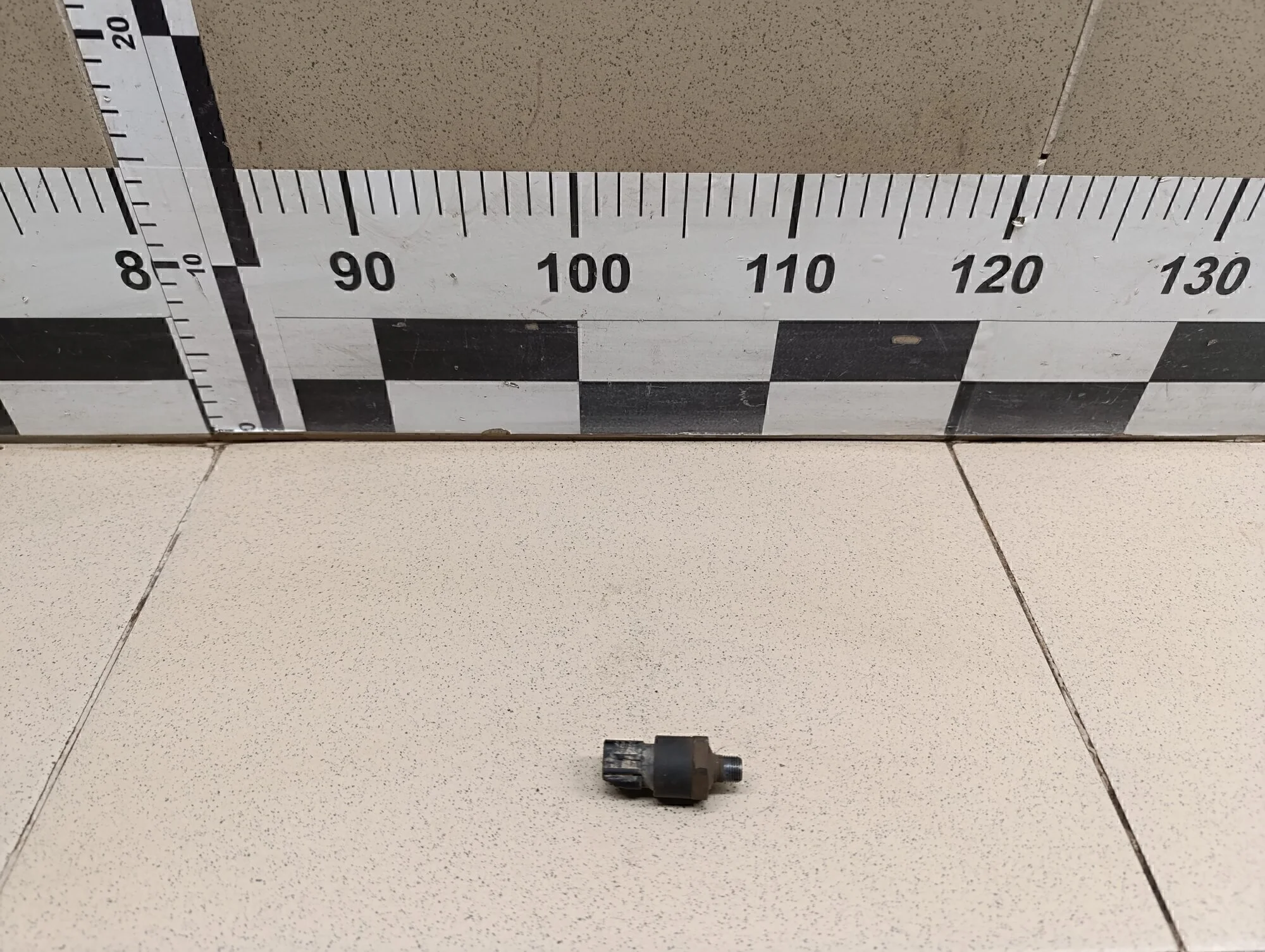 Датчик давления масла Corolla E15 2006-2013