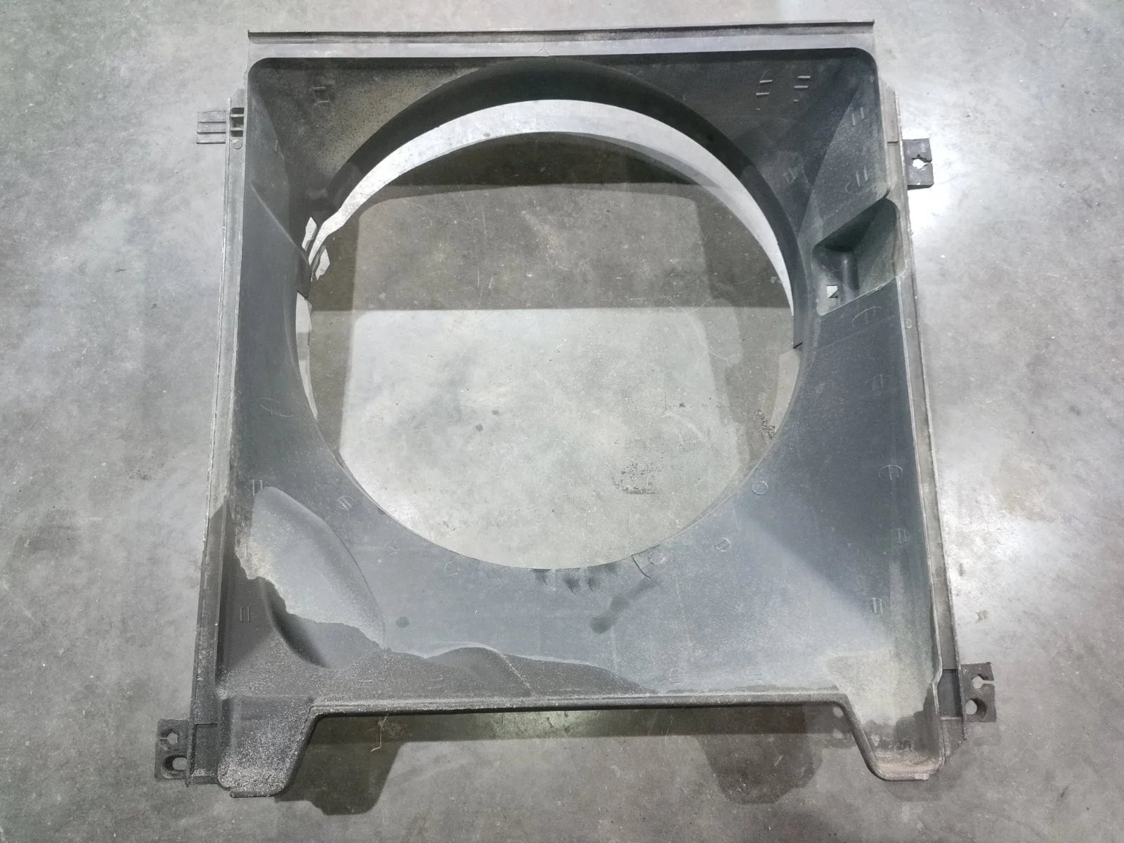 Диффузор SsangYong Kyron 2011 D130