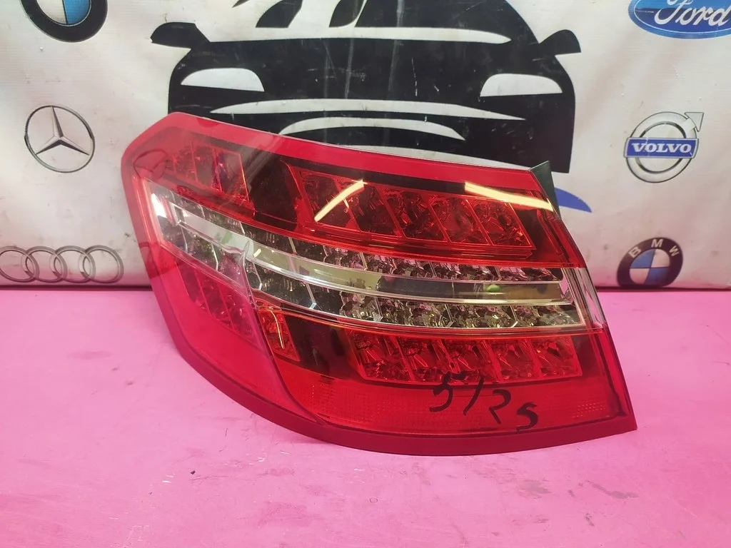 Фонарь задний левый MB W212 2009-2013 A2129060558