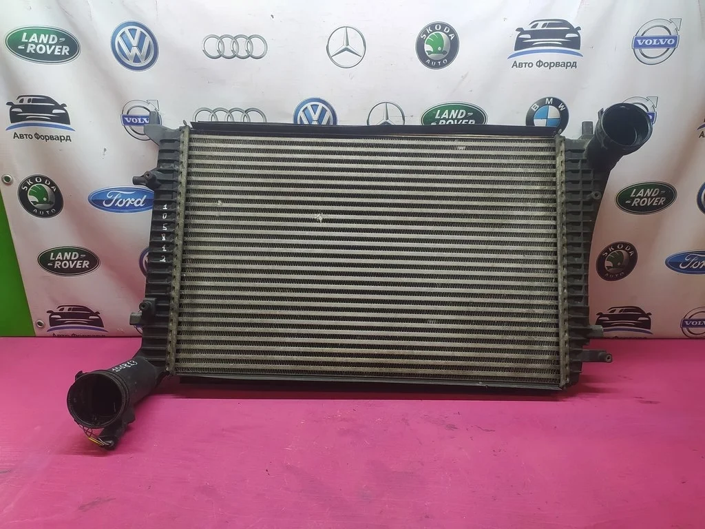 Интеркулер Octavia Passat B6 Jetta 5 Caddy 1,9 2,0