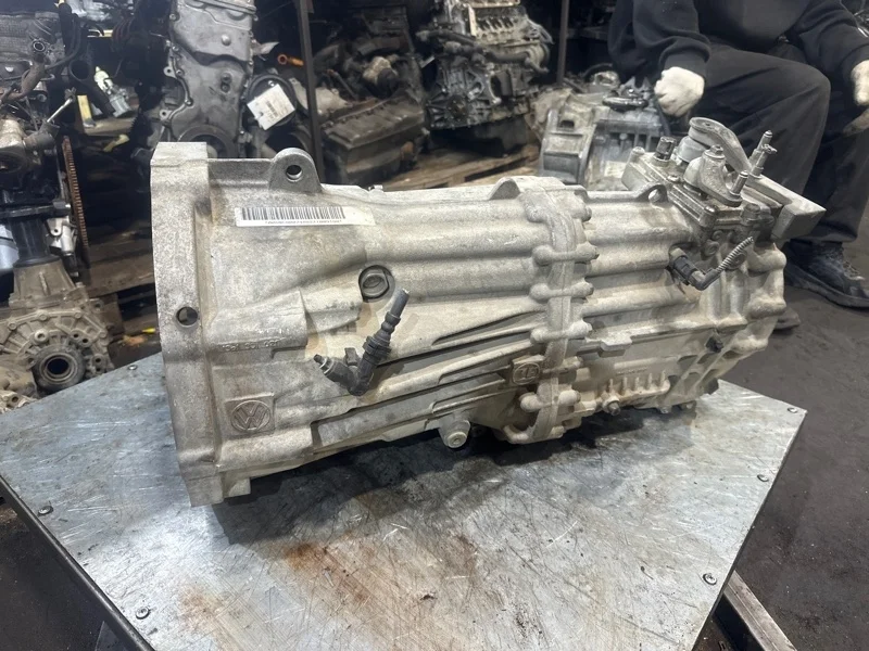 МКПП Volkswagen Amarok 2010-2020 0C6300020G