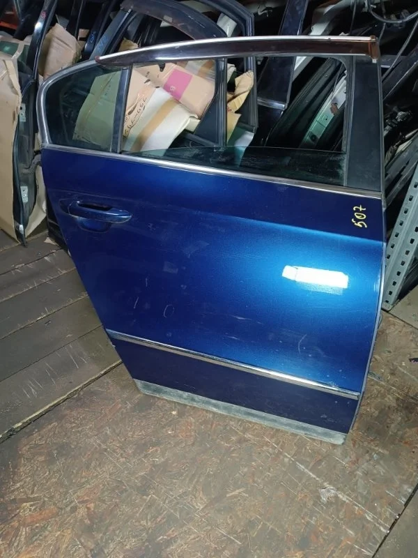 Дверь Volkswagen Passat 2008 3C2