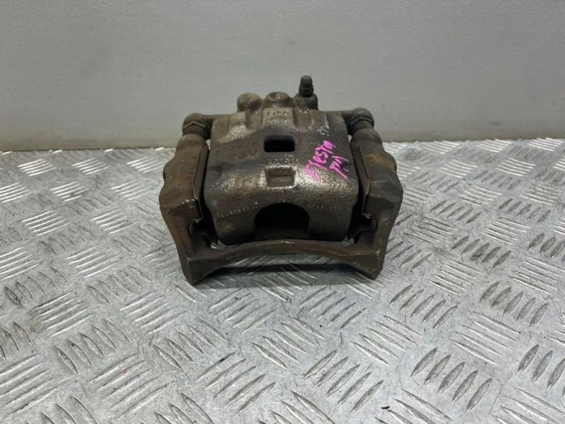 Суппорт Ford Fiesta CB1