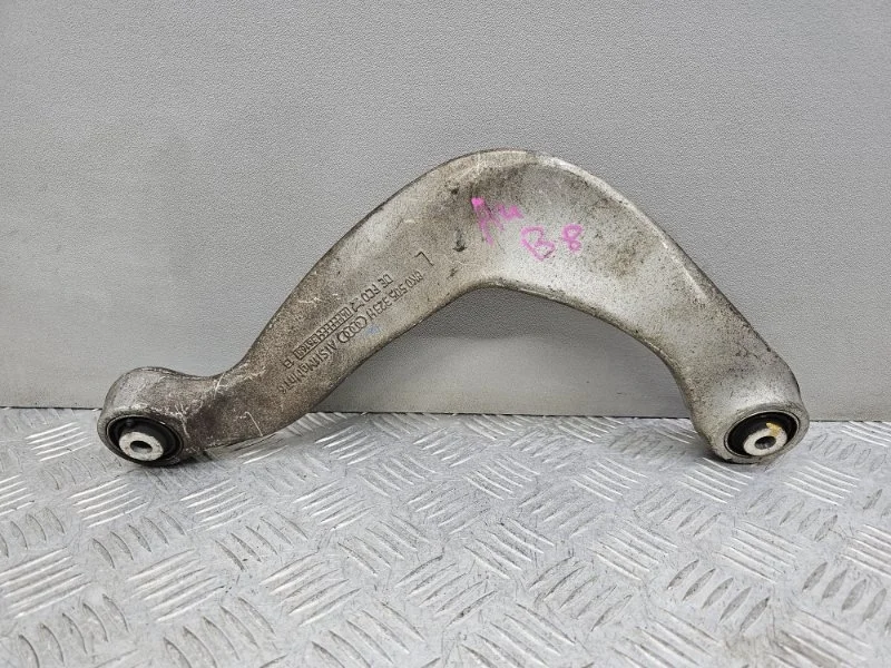 Рычаг верхний Audi A4 B8