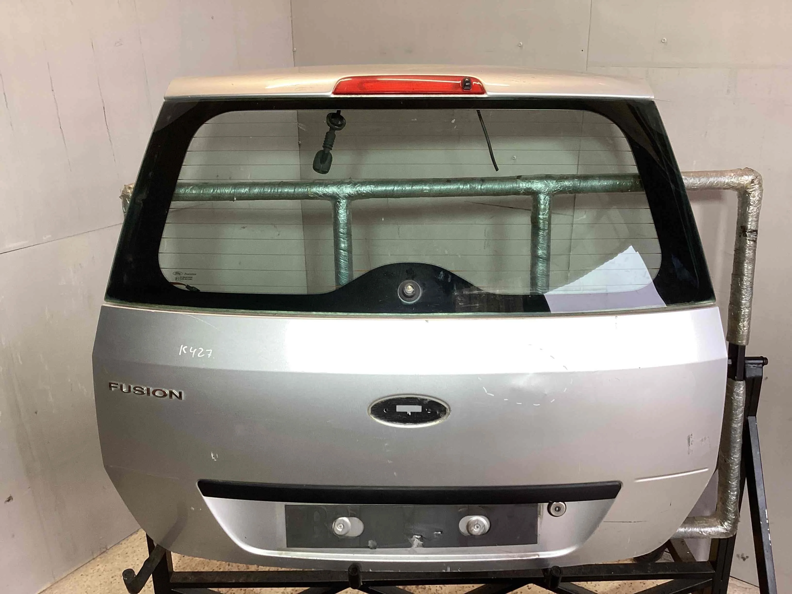 Крышка багажника (дверь 3-5) Ford Fusion Fusion (JU) 2002-2005 2002 1,4 Бензин МКПП 5ст. Хэтчбек 5дв.