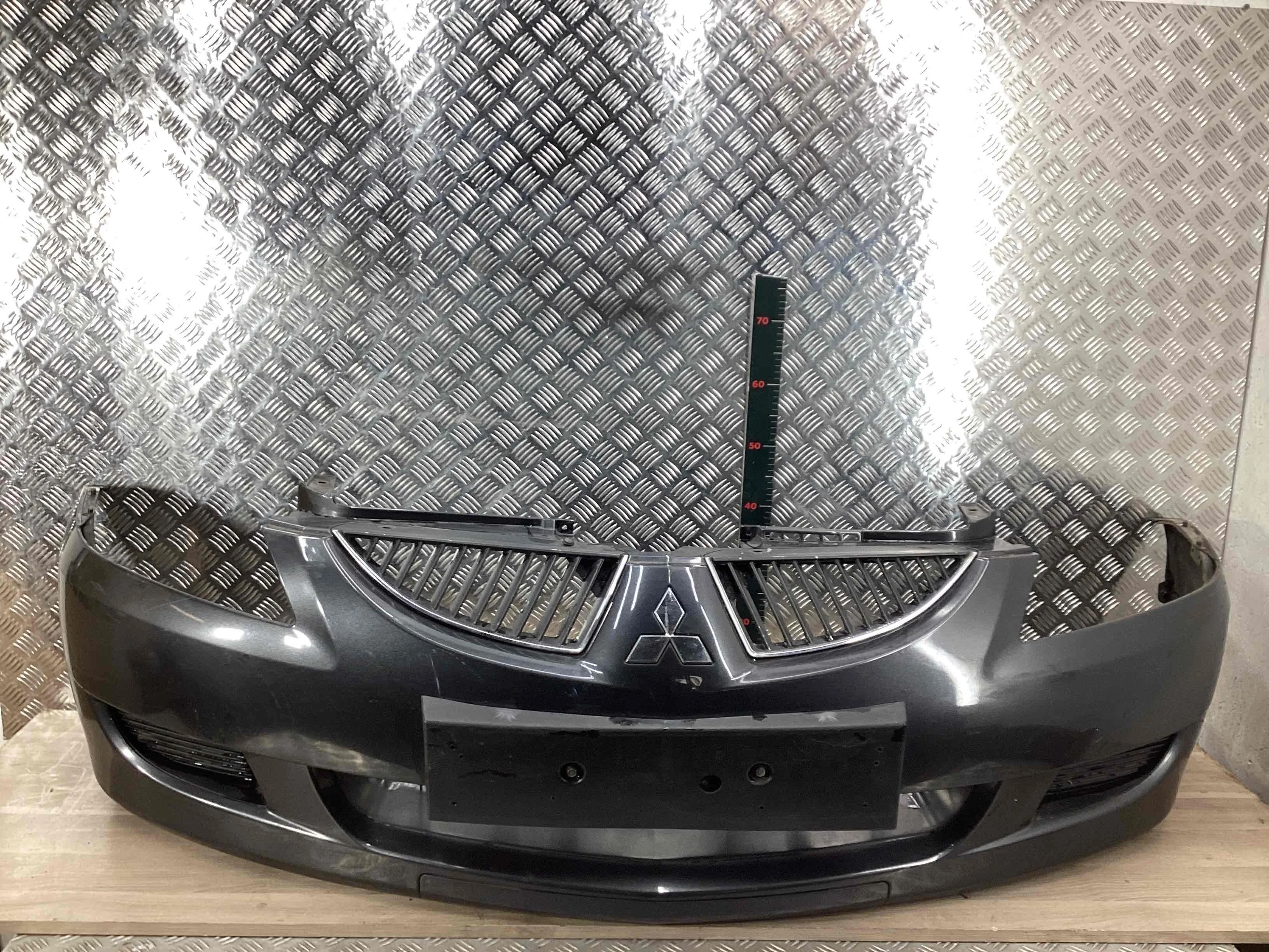 Бампер передний Mitsubishi Lancer Lancer IX (CS) 2003-2005 рестайлинг 2003 1,6 Бензин АКПП Седан.