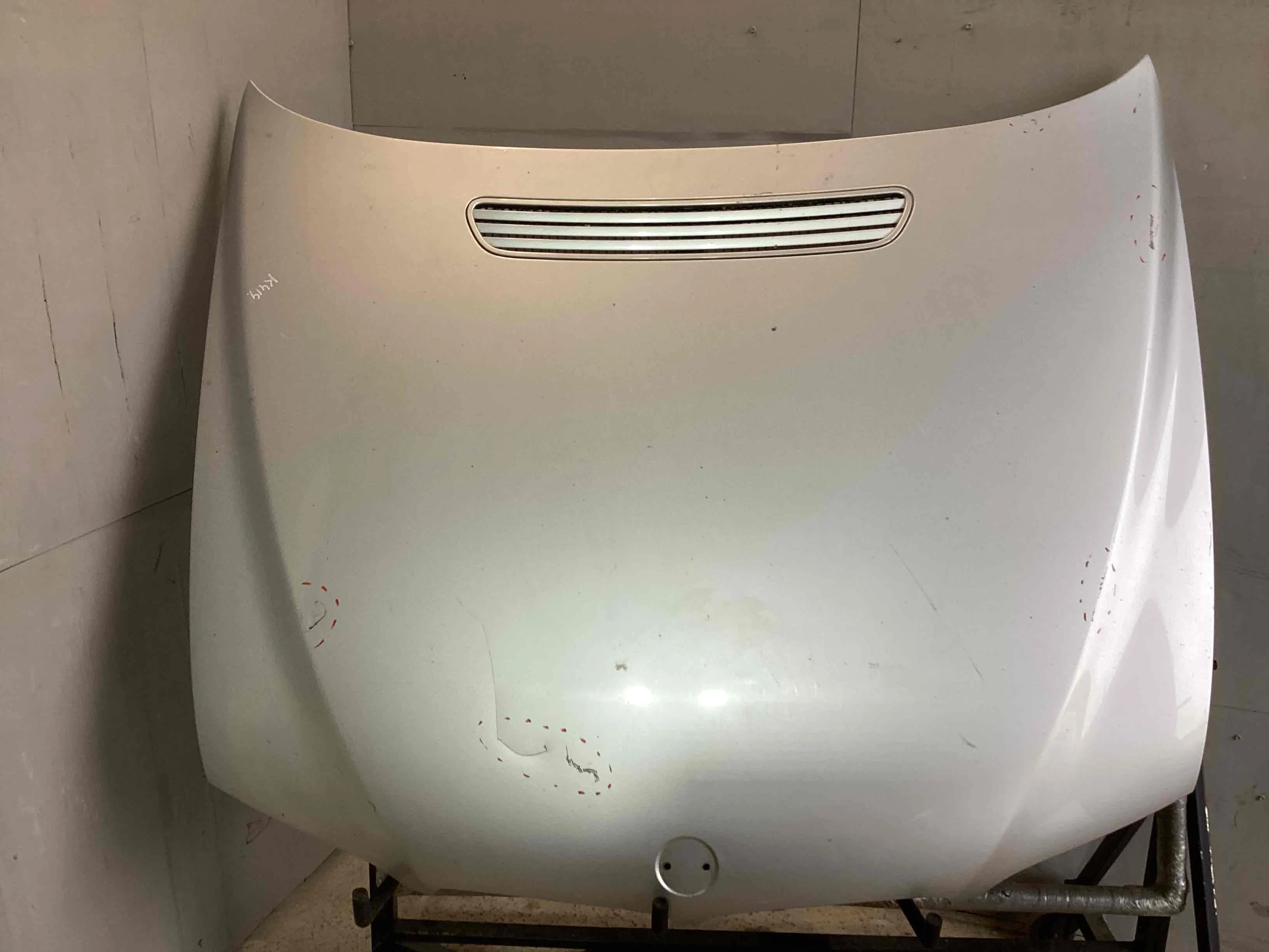 Капот BMW 7-Series (E65/66) 2001-2008  2001 3,6 Бензин АКПП Седан.