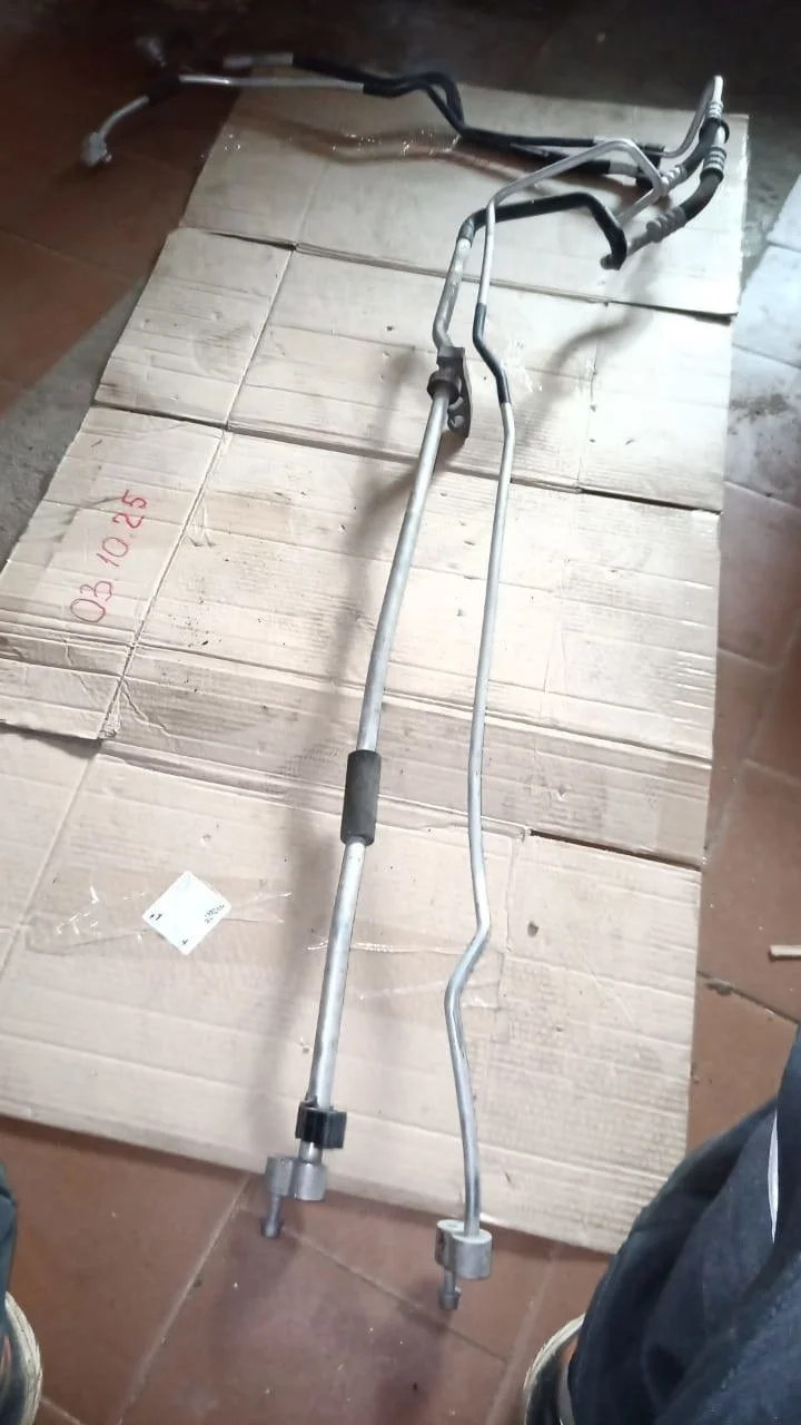 Трубка кондиционера Audi Q7 4L рестайлинг (2009—2015)