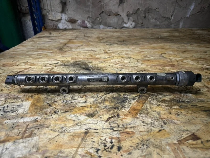 Топливная рейка Volvo XC70 2012