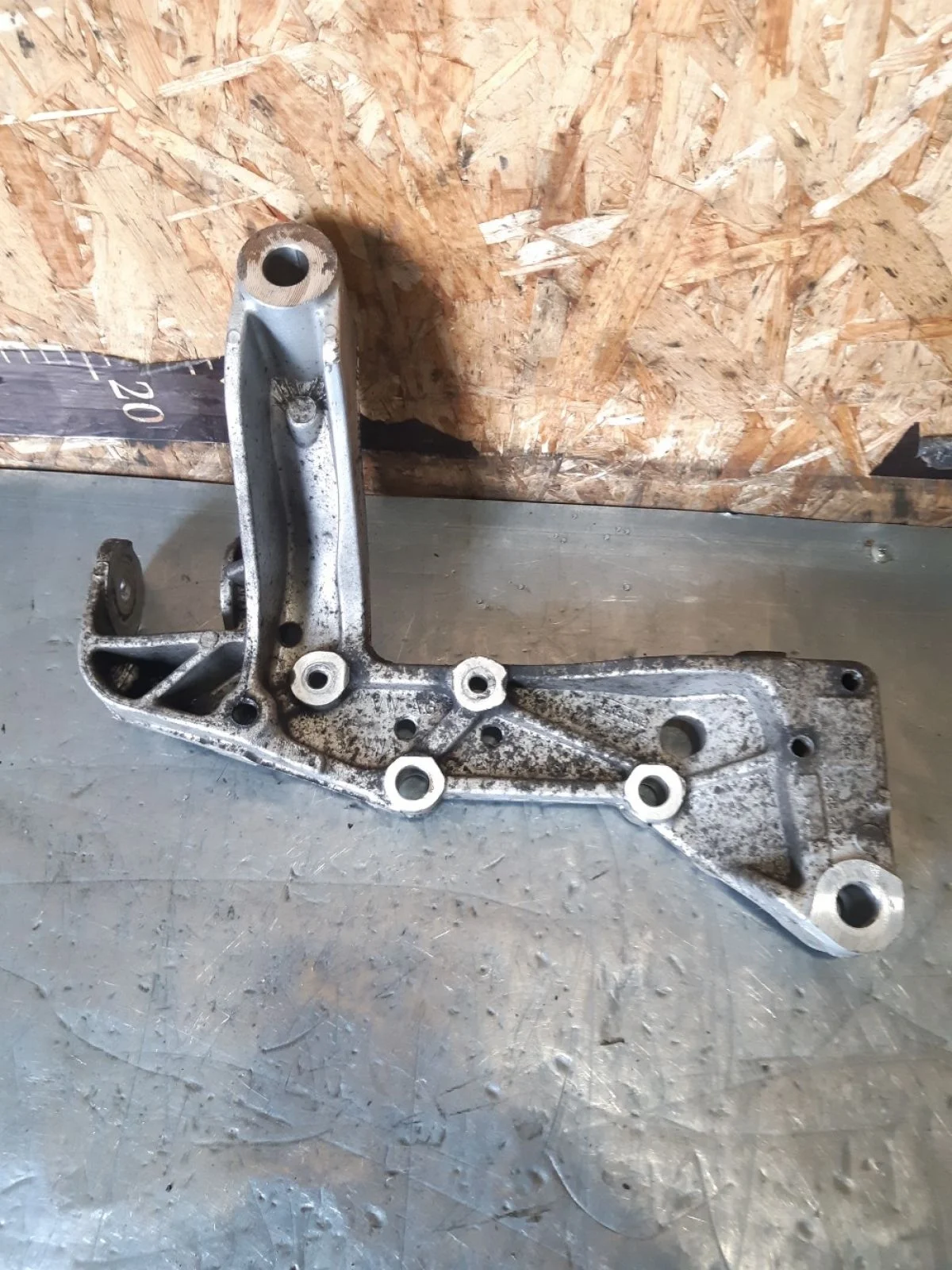 Кронштейн подрамника Skoda Octavia II рестайлинг (2008—2013) 2010 1Z/F9R