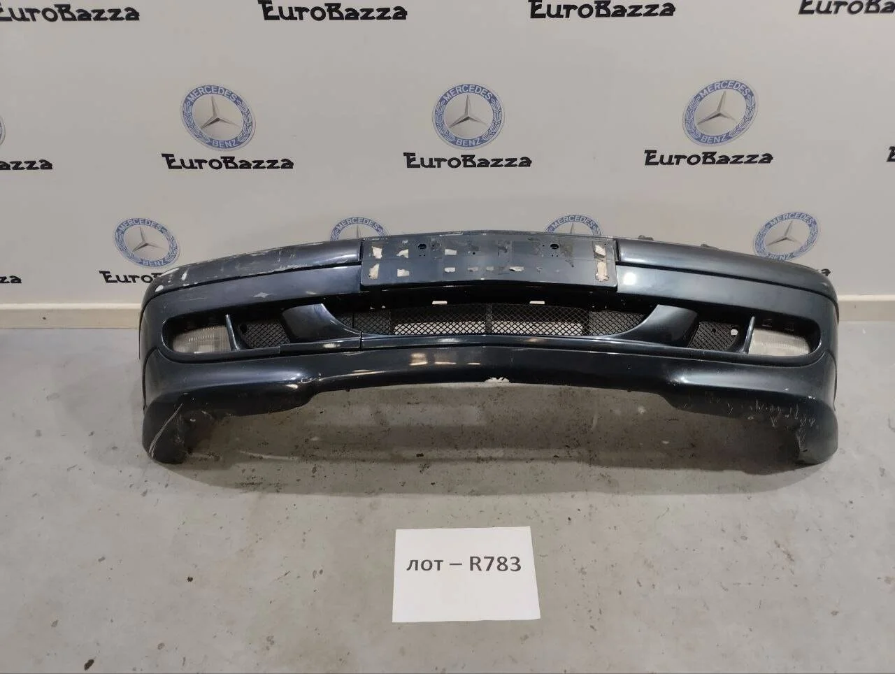 Бампер передний Mercedes W208