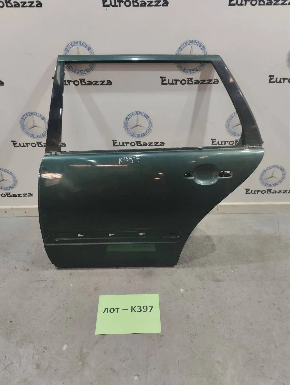 Дверь задняя левая Mercedes W210