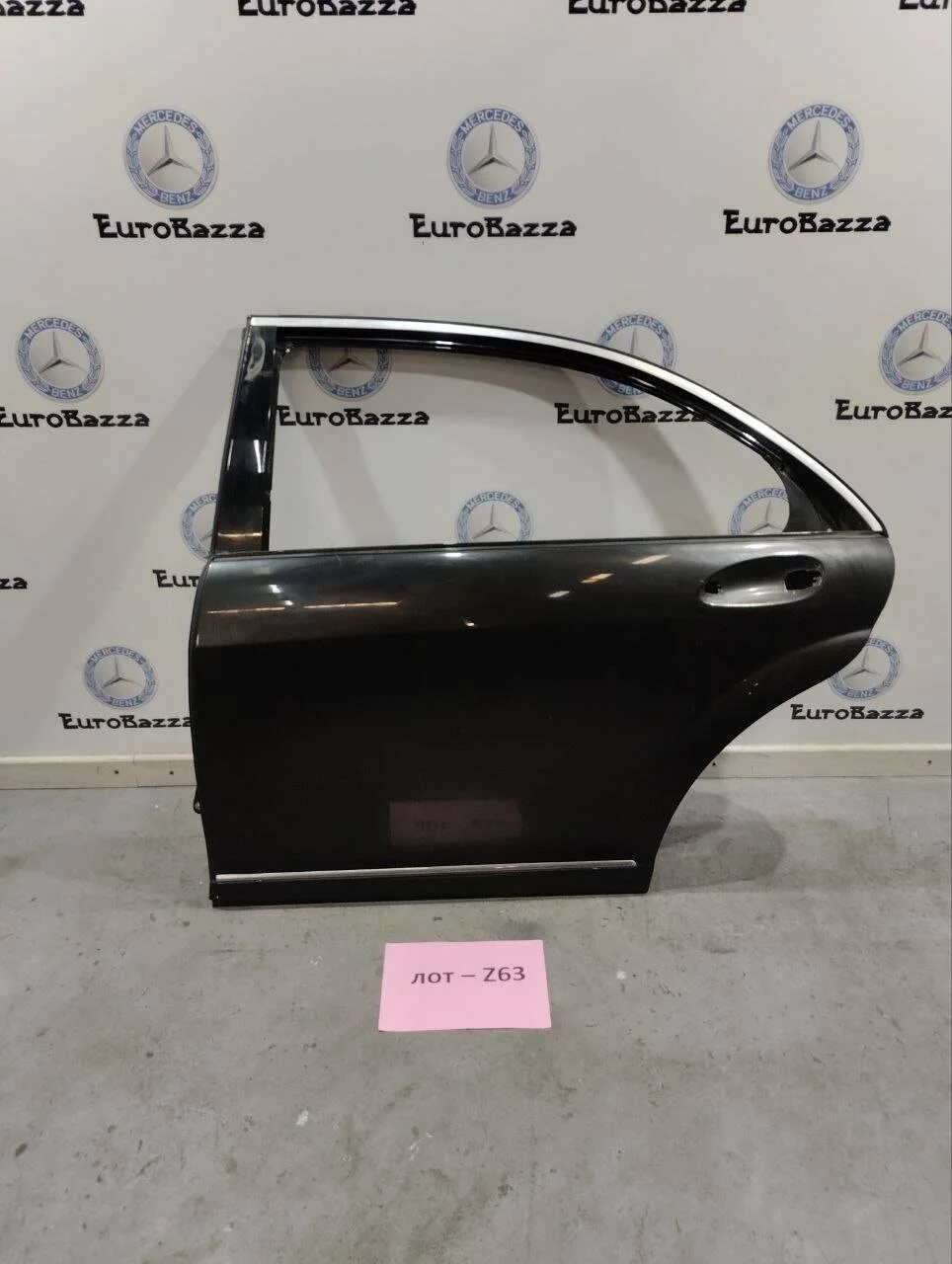 Дверь задняя левая Mercedes W221