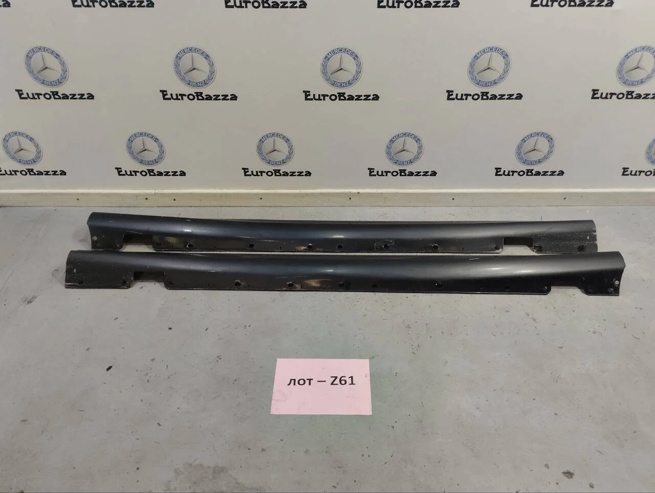 Накладка порога пластиковая Mercedes W211