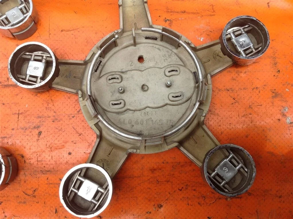 Колпак декор легкосплавного диска Audi Q7 (2006-2