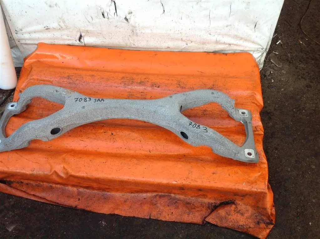 Балка задней подвески Audi Q7 (2006-2016)