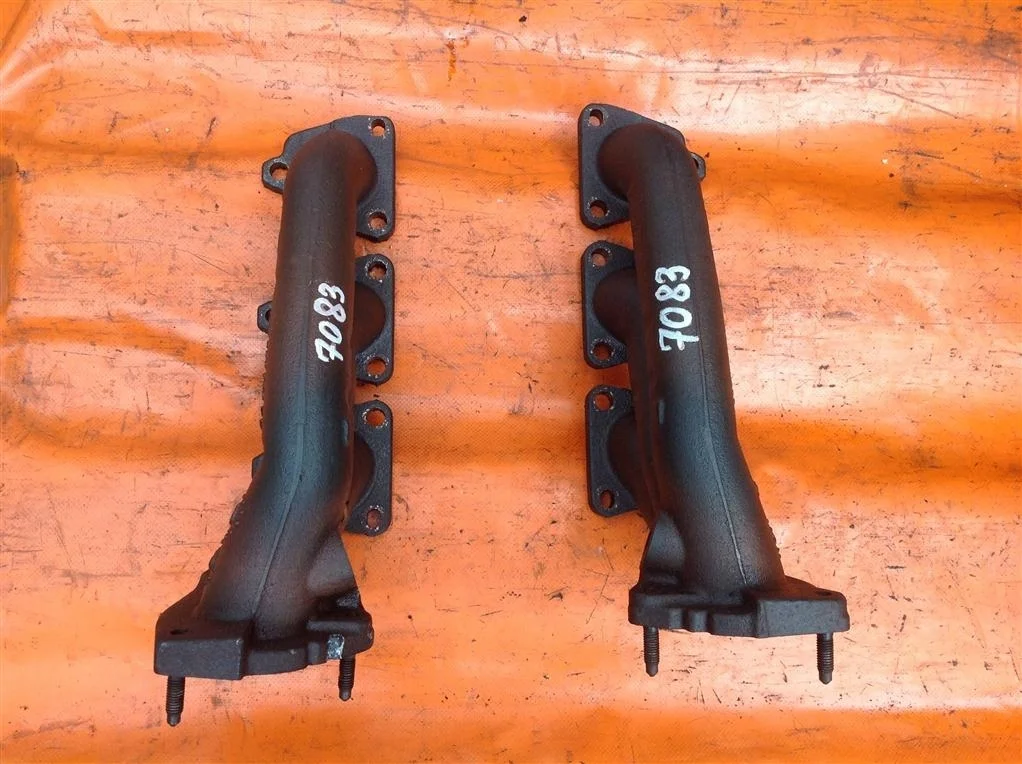 Выпускной коллектор левый Audi Q7 (2006-2016)