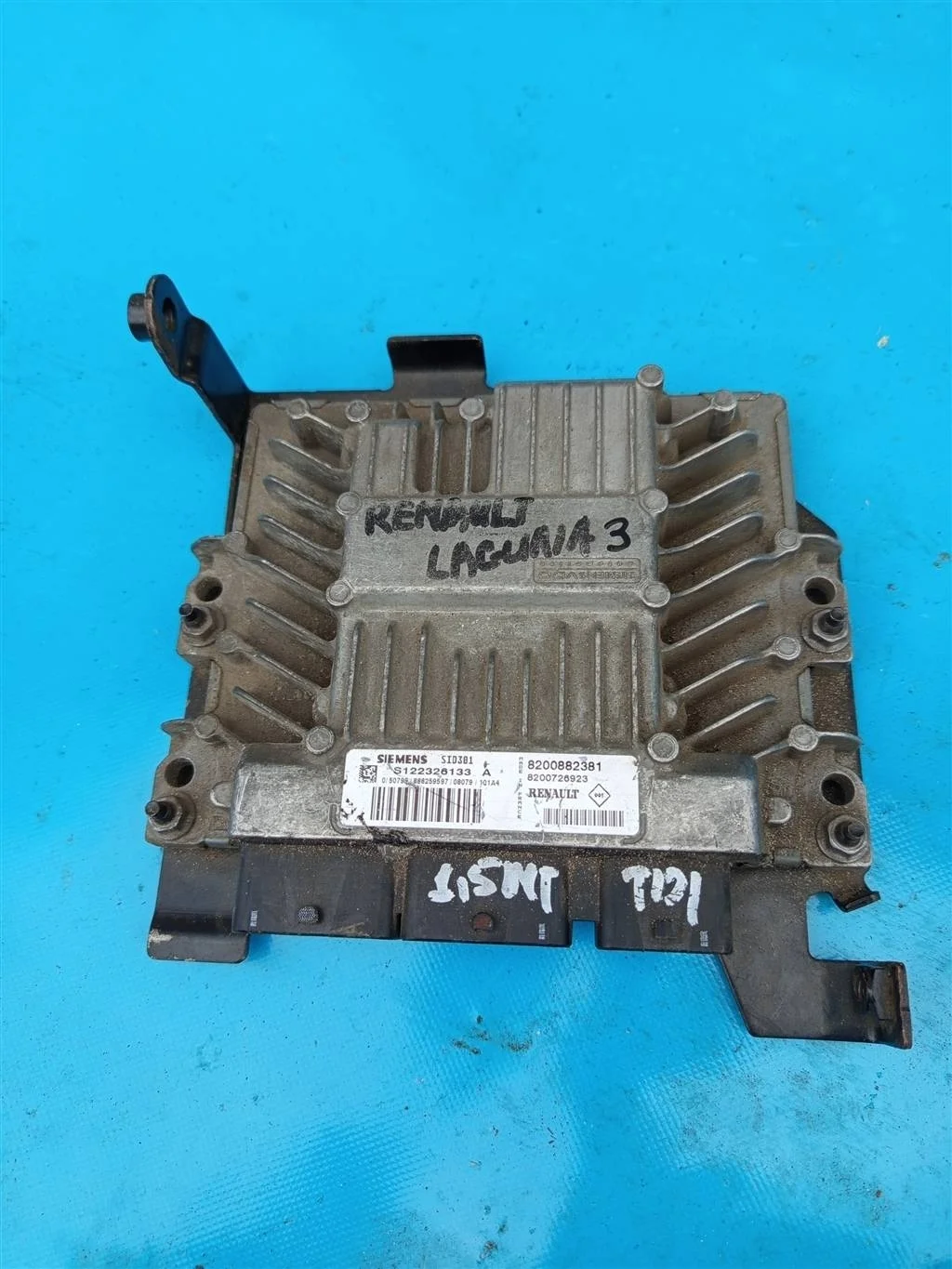 Блок управления  двигателя Renault Laguna III (20