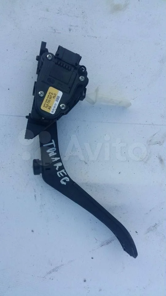 Педаль газа VW Touareg (2002-2010)