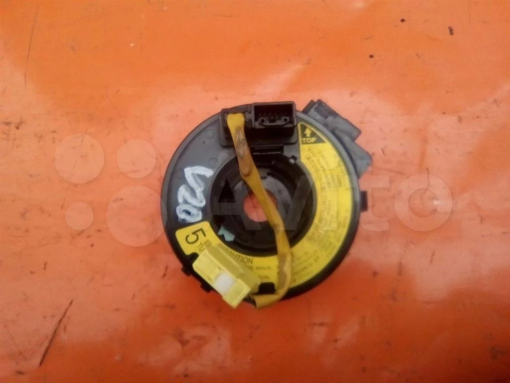 Шлейф подрулевой Toyota RAV 4 (2000-2005)