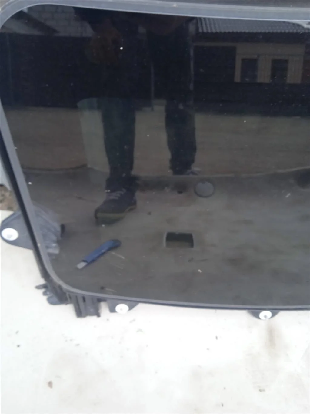 Люк в сборе электрический Land Rover Discovery 3