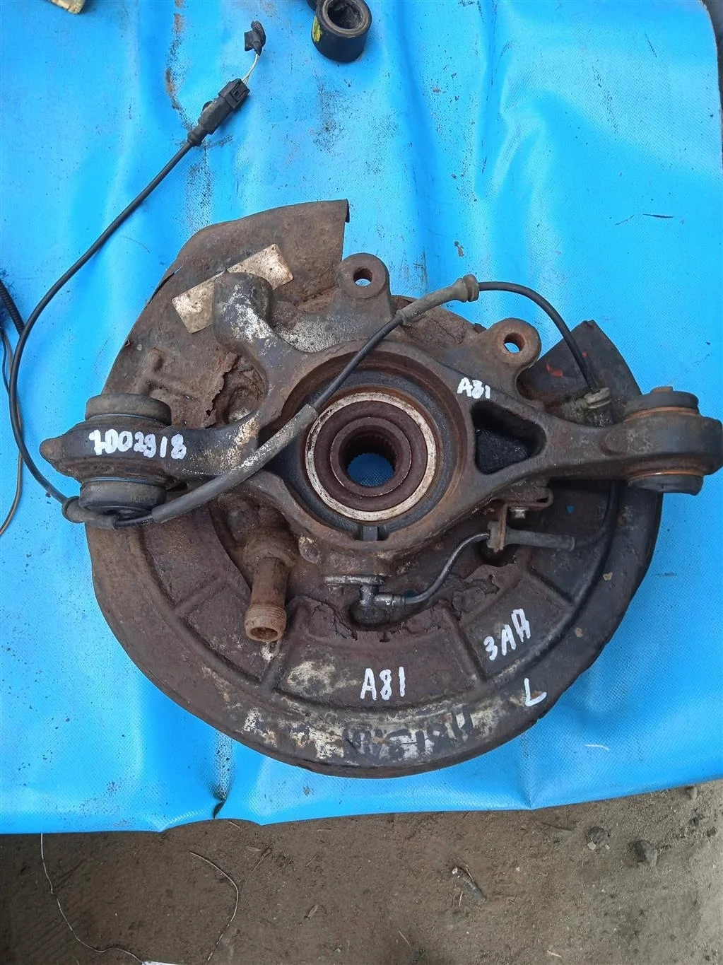 Кулак  задний левый Land Rover RANGE ROVER SPORT