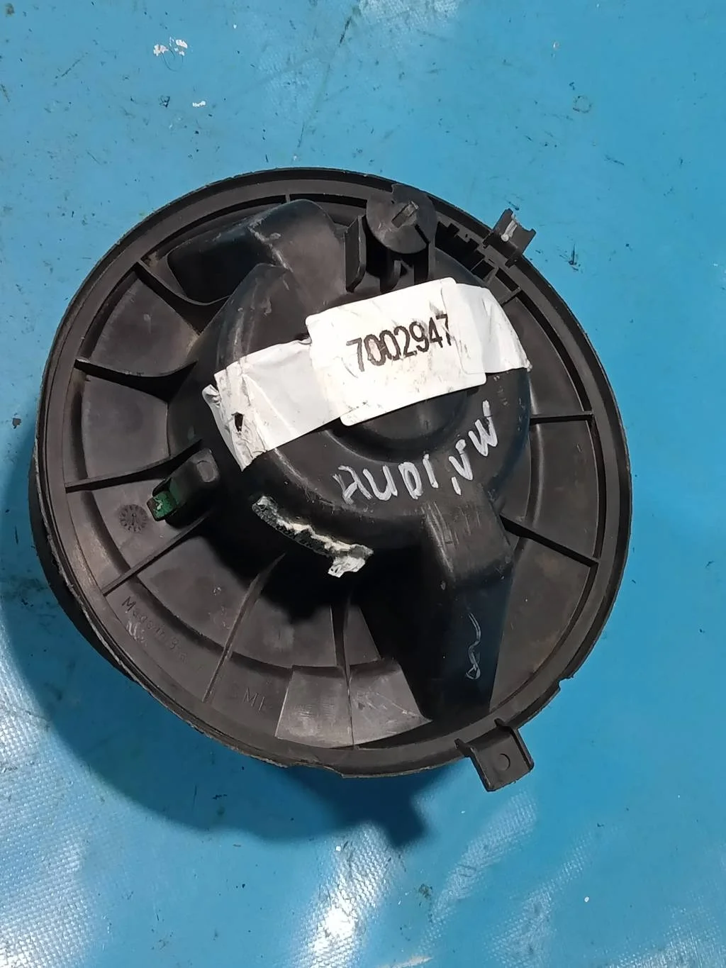 Моторчик отопителя Audi Q3 (2011-2018)