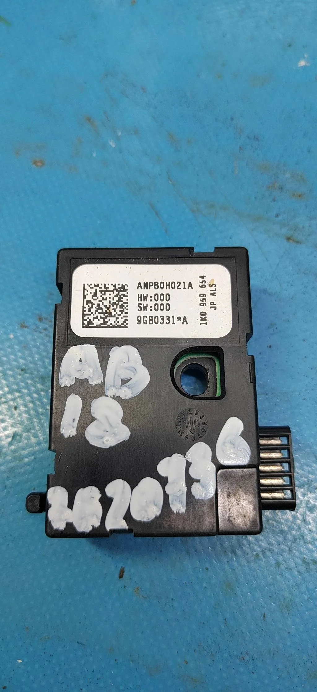 Датчик угла поворота рулевого колеса Land Rover R