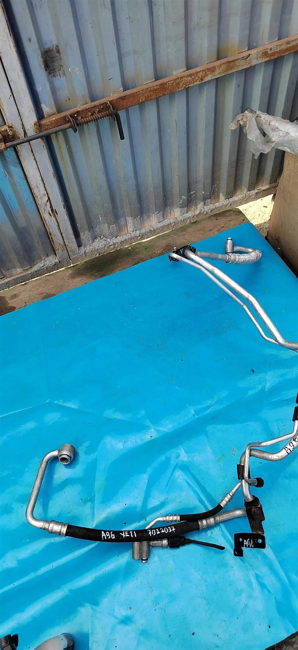 Трубка кондиционера Skoda Yeti 1.8 4WD(2009-2017)