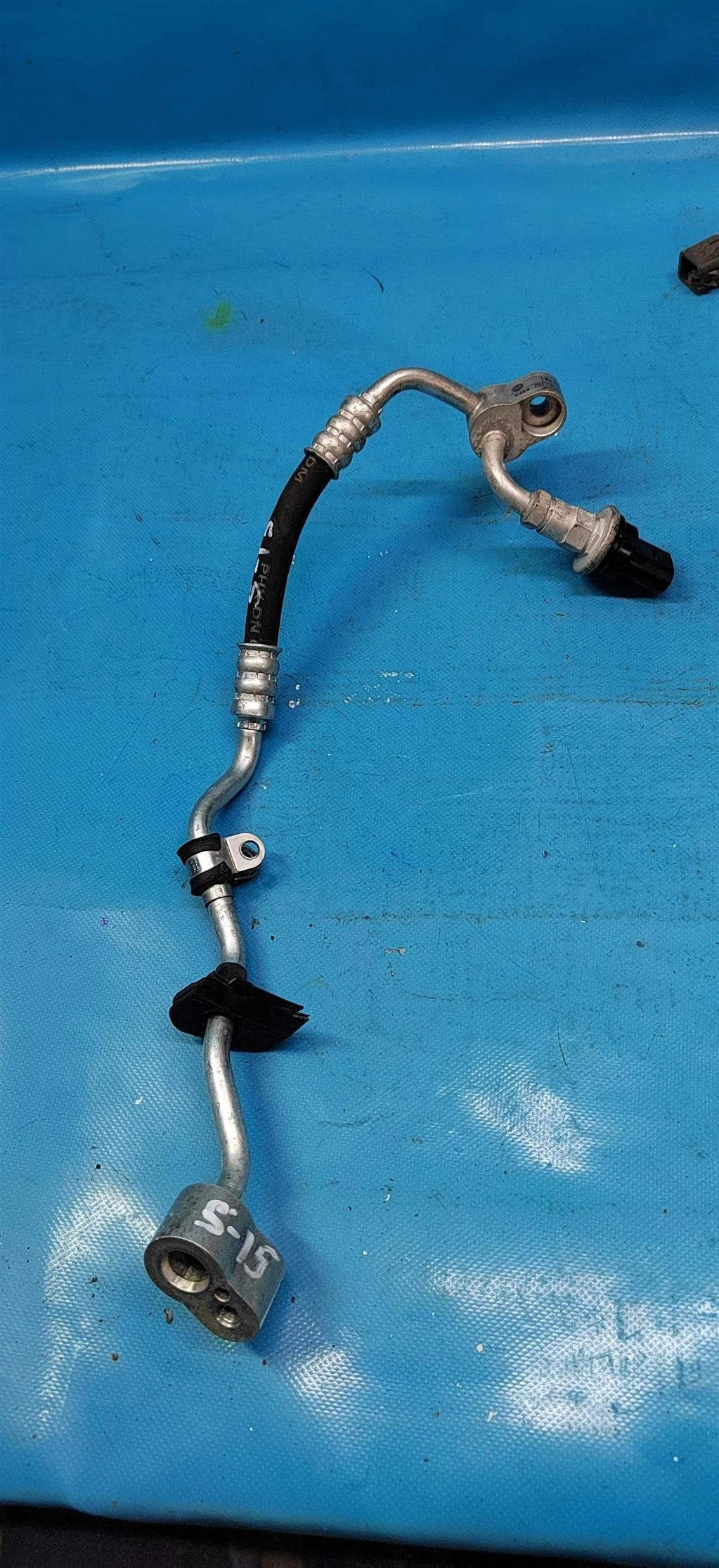 Трубка кондиционера Audi Q7 (2006-2016)