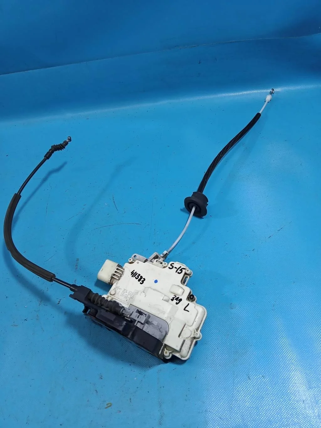 Замок двери задней левой Audi Q7 (2006-2016)