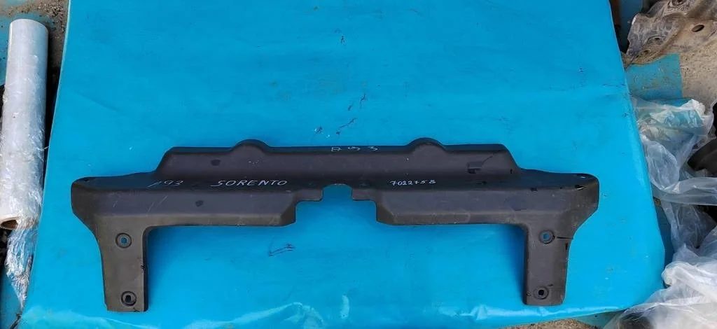 Накладка декоративная Kia Sorento (2002-2009)