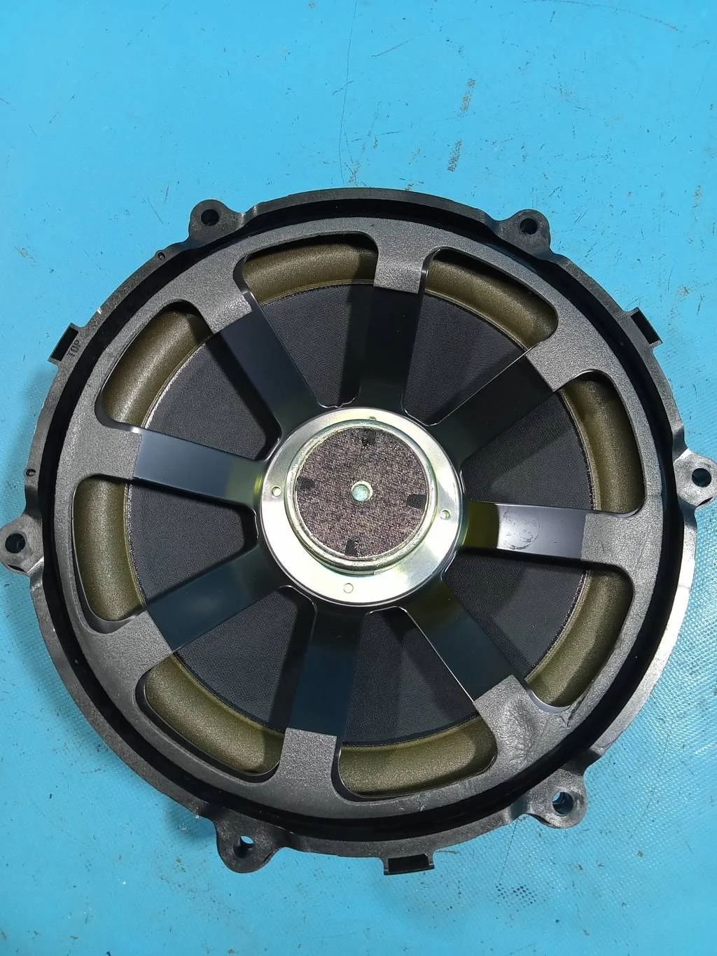 Сабвуфер Land Rover RANGE ROVER SPORT L320(2005-2