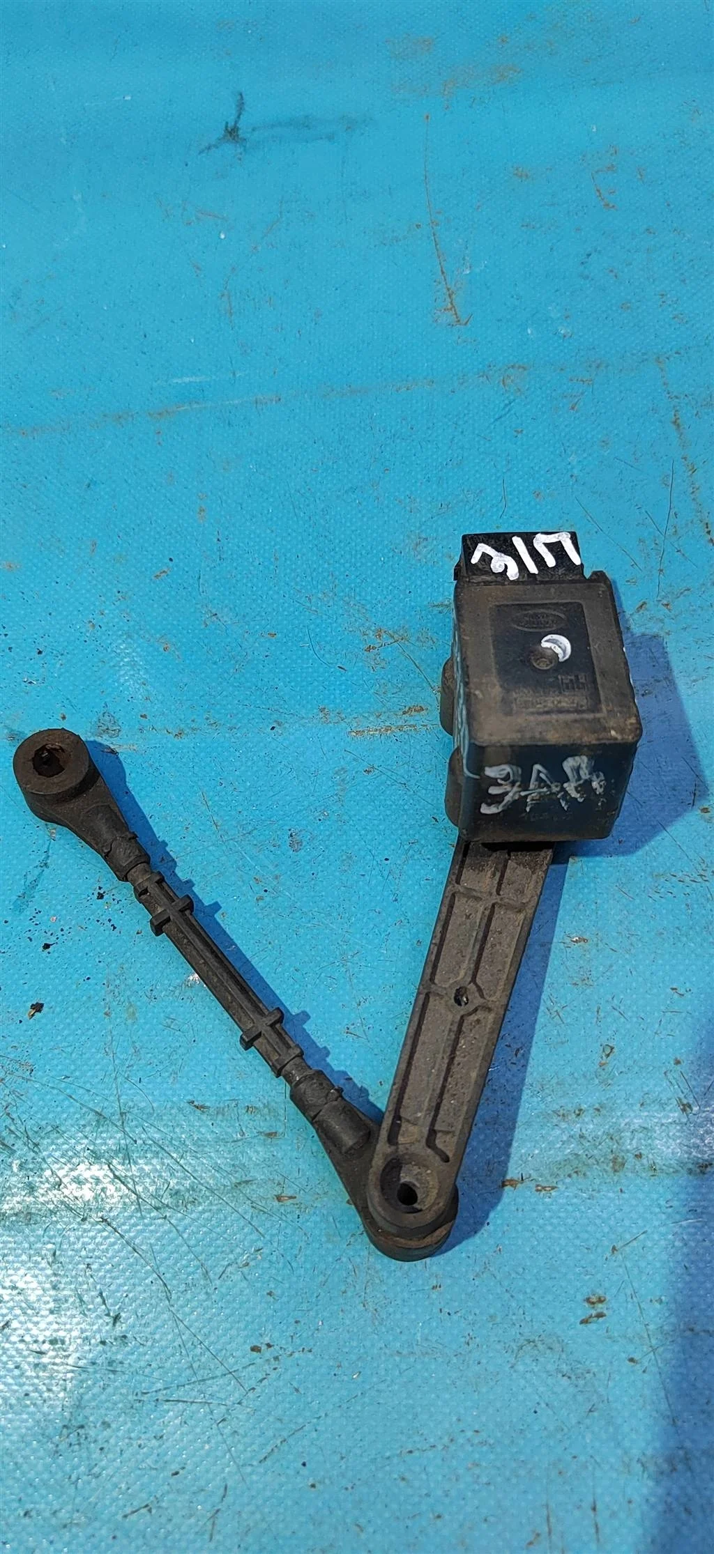 Датчик положения кузова Land Rover RANGE ROVER SP