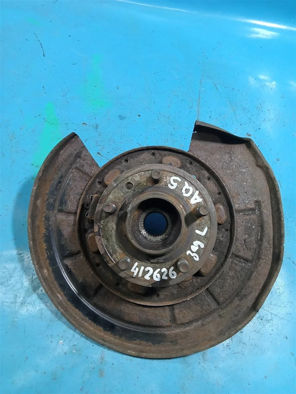 Кулак  задний левый Land Rover RANGE ROVER SPORT