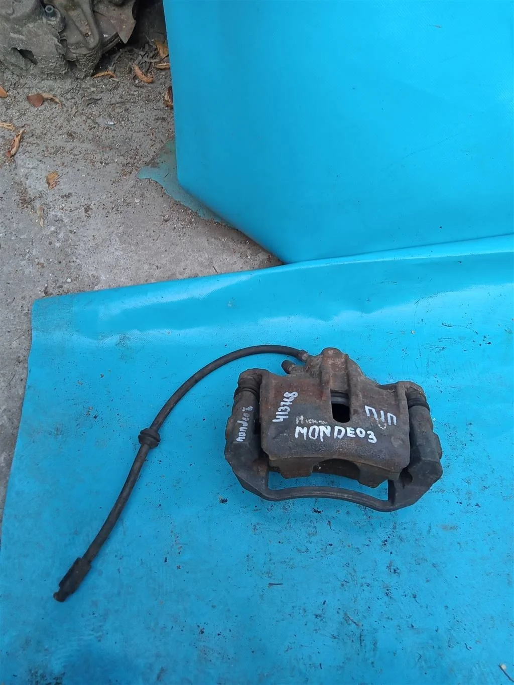 Суппорт тормозной передний правый Ford Mondeo III