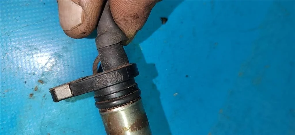 Датчик коленвала Toyota RAV 4 (2000-2005)