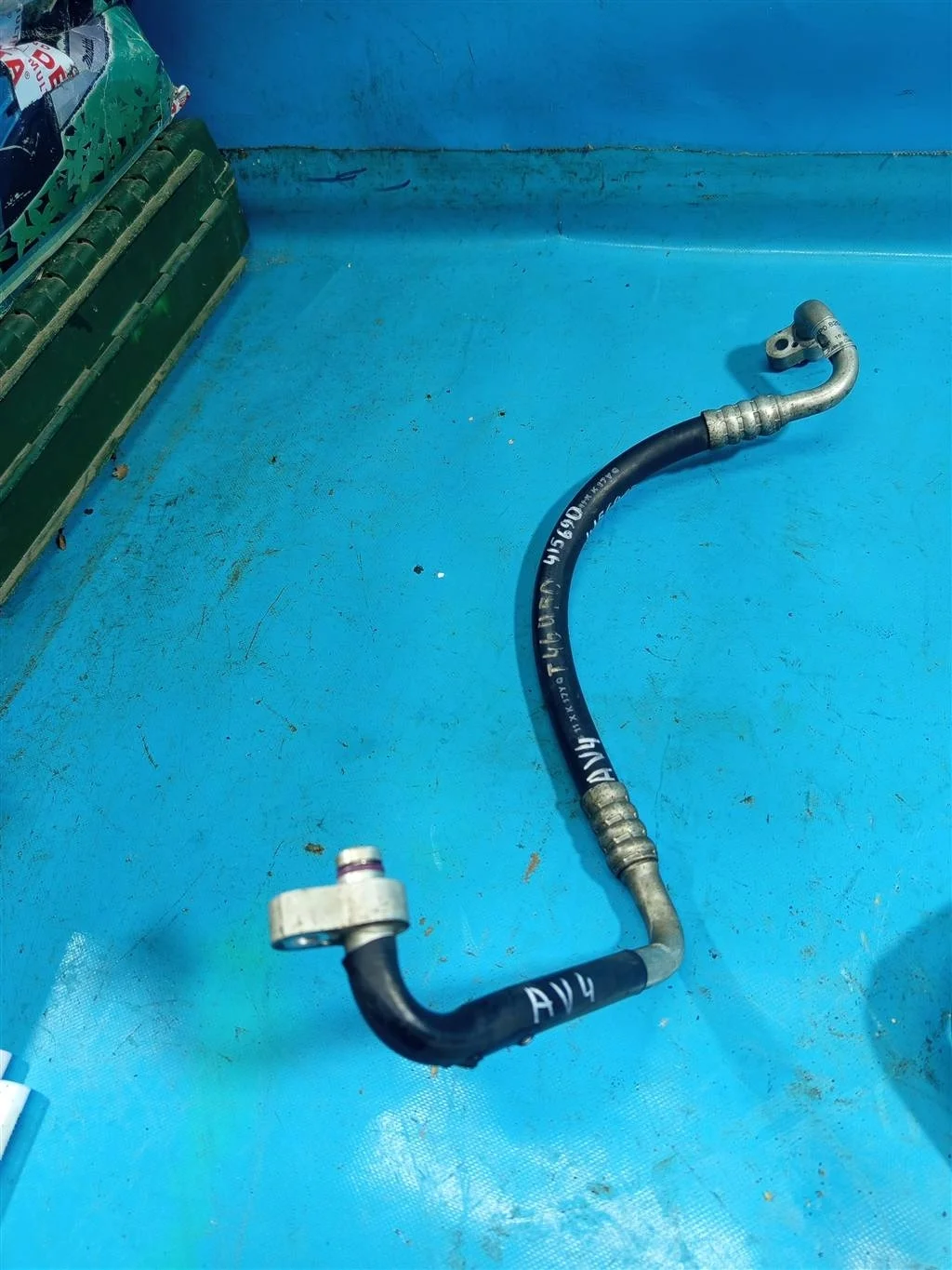 Трубка кондиционера VW Touareg NF (2011-2018)