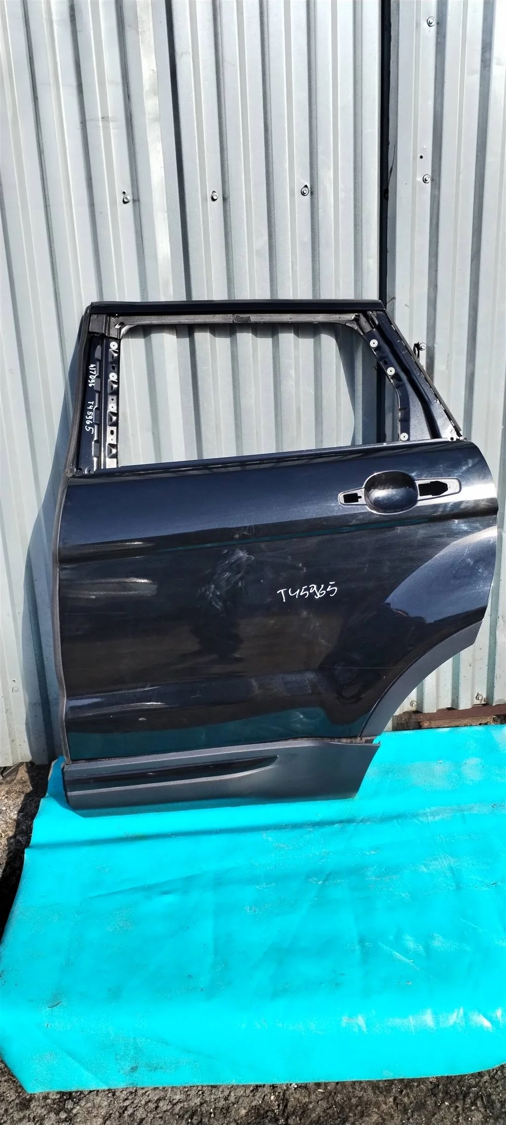 Дверь задняя левая Land Rover Range Rover EVOQUE