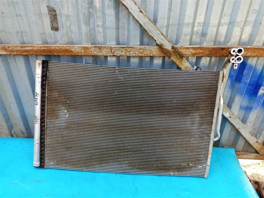 Радиатор кондиционера VW Touareg NF (2011-2018)