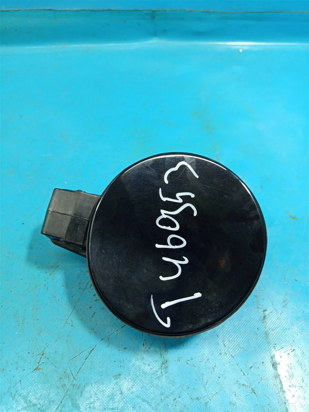 Лючок топливного бака Kia Sorento XM (2009-2013)