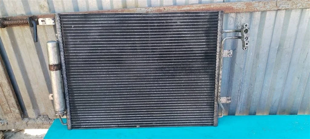 Радиатор кондиционера Land Rover Range Rover III