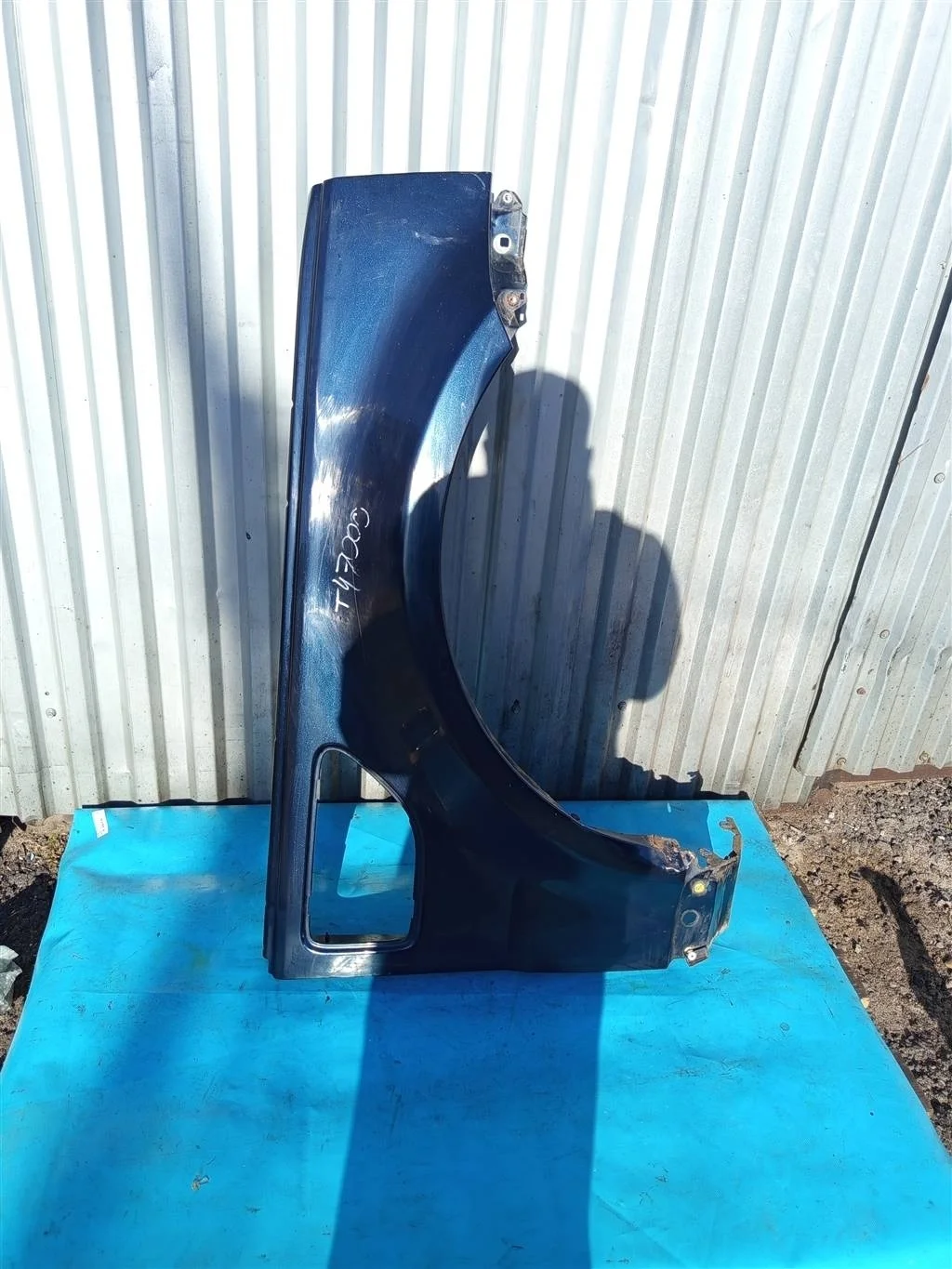 Крыло переднее правое Land Rover RANGE ROVER SPOR