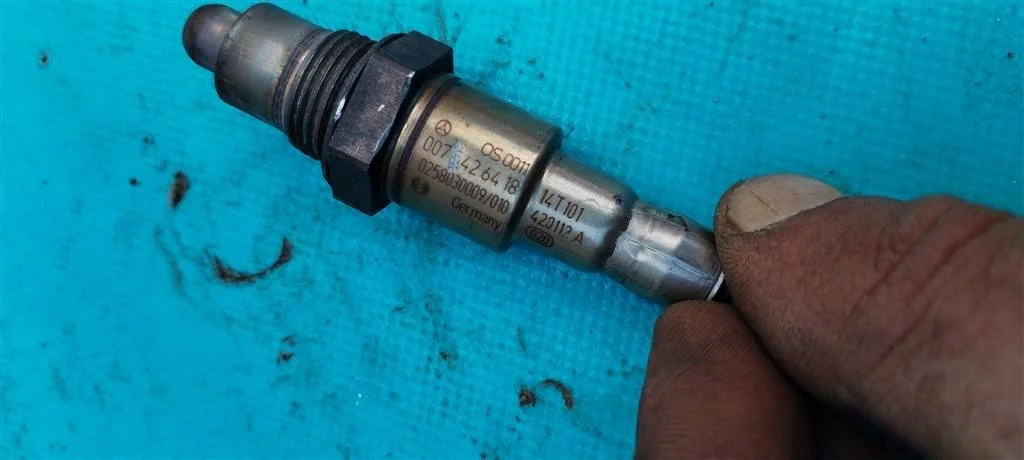 Датчик кислородный лямбдозонд №1 до катализатора