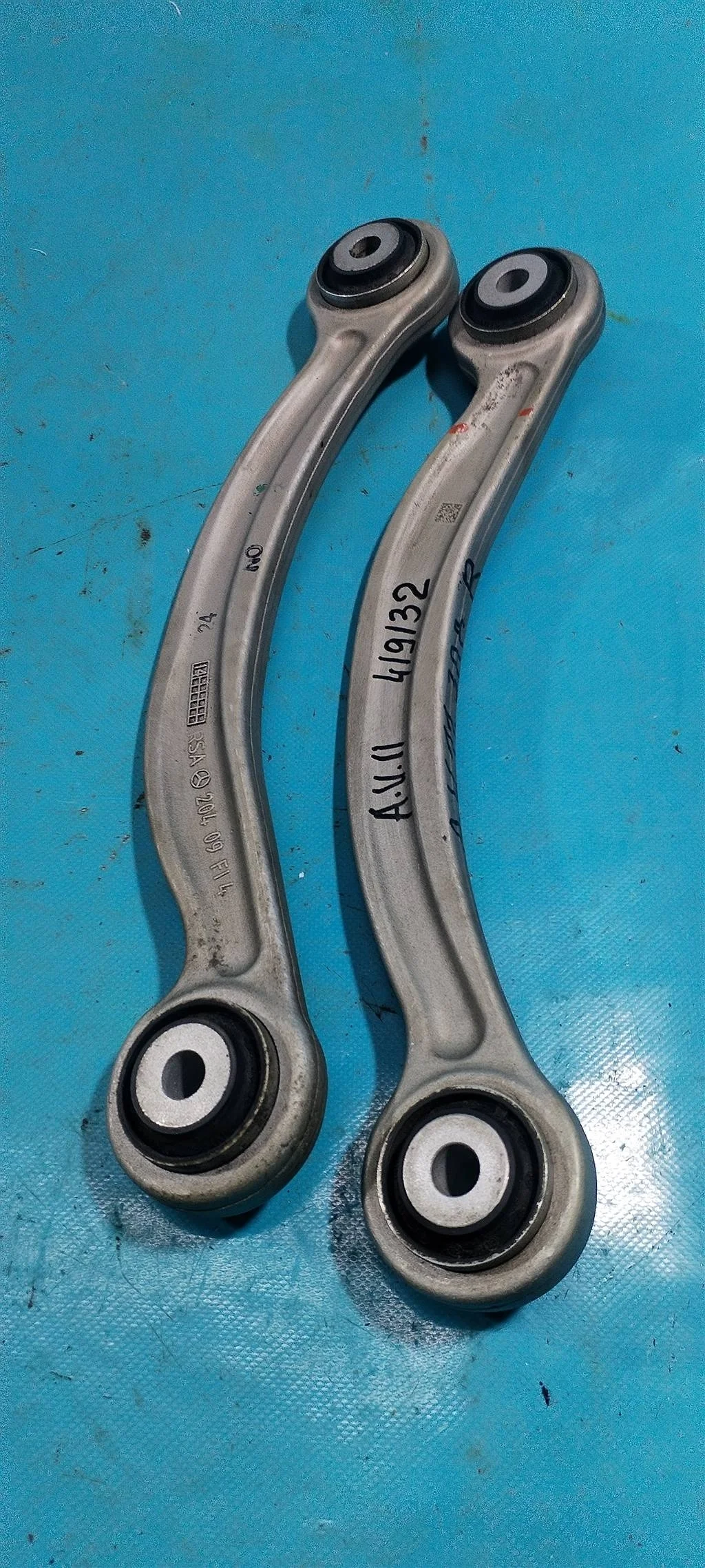 Рычаг задний верхний правый Mercedes W205 C Class