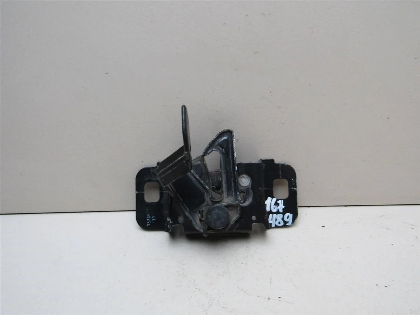 Замок капота Chevrolet Aveo (T300) 2011-2015  [95235827]  1.6 16V F16D4 в Вологде